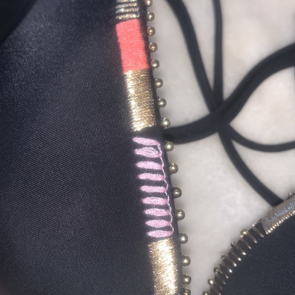 NWT Victoria’s Secret Padded Bathing Suit Top - Picture 6 of 6